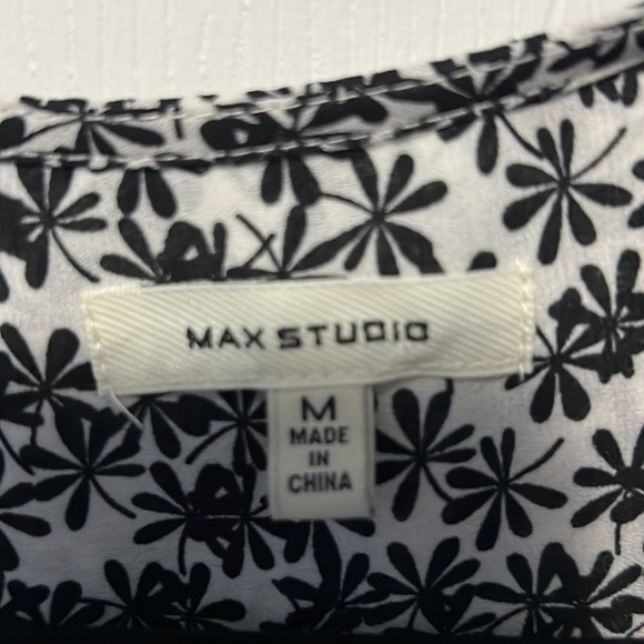 3/$20 max studio black and  white - Picture 2 of 5